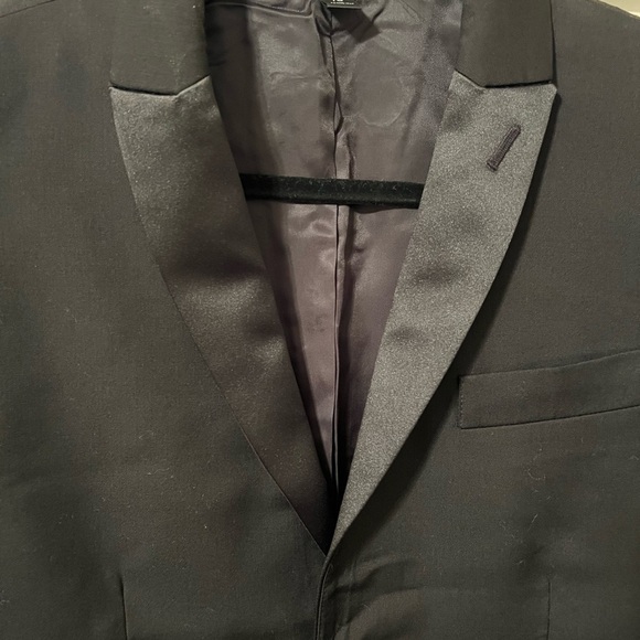 Sophisticated Black Women's Blazer - Picture 2 of 5